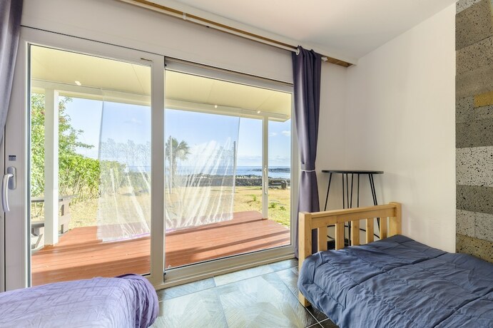 Imagen de la habitación del Hotel Jeju Turning Point. Foto 22