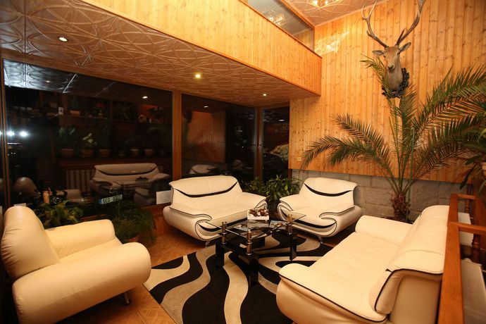 Imagen de los exteriores del Hotel Jel&iacute;nek. Foto 14