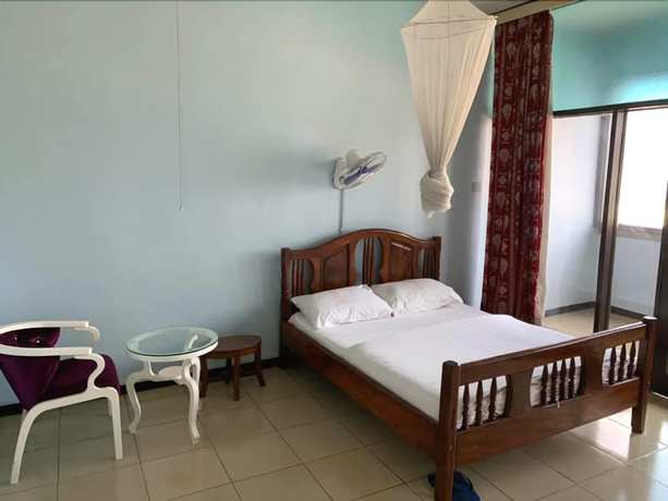 Imagen de la habitación del Hotel Jeliza. Foto 14