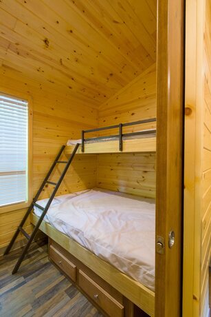Imagen de la habitación del Hotel Jellystone Park&trade; at Birchwood Acres. Foto 20