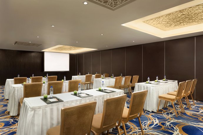 Imagen de los interiores del Hotel Jen Malé. Foto 16