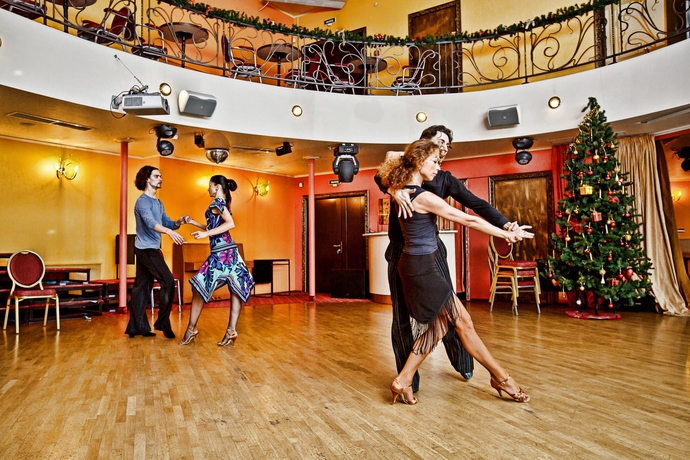 Imagen de los interiores del Hotel Jenavi Club. Foto 14