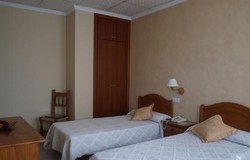 Imagen de la habitación del Hotel Jendri. Foto 6