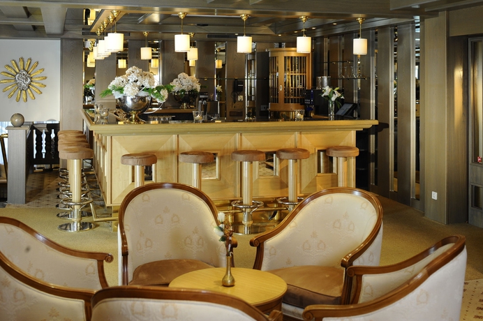 Imagen del bar/restaurante del Hotel Jenewein. Foto 3
