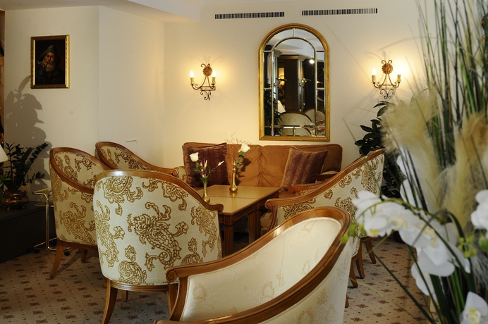 Imagen de los interiores del Hotel Jenewein. Foto 10