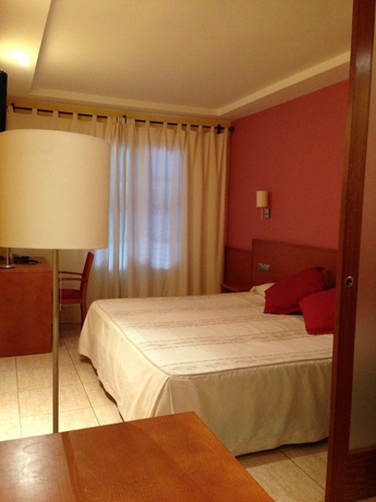 Imagen general del Hotel Jeni. Foto 4