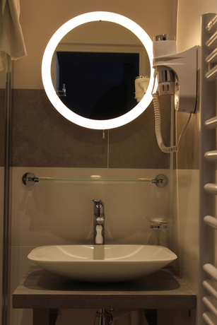 Imagen de la habitación del Hotel Jenner. Foto 5