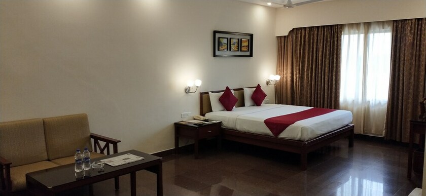 Imagen de la habitación del Hotel Jenney Residency. Foto 16