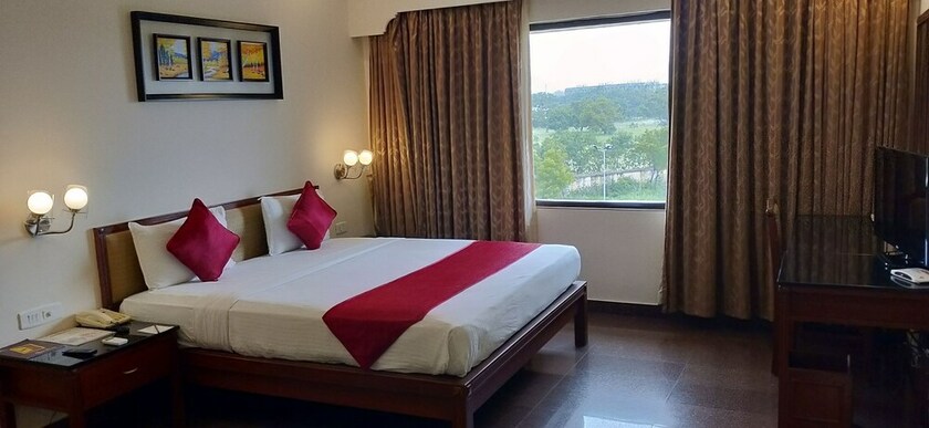 Imagen de la habitación del Hotel Jenney Residency. Foto 30