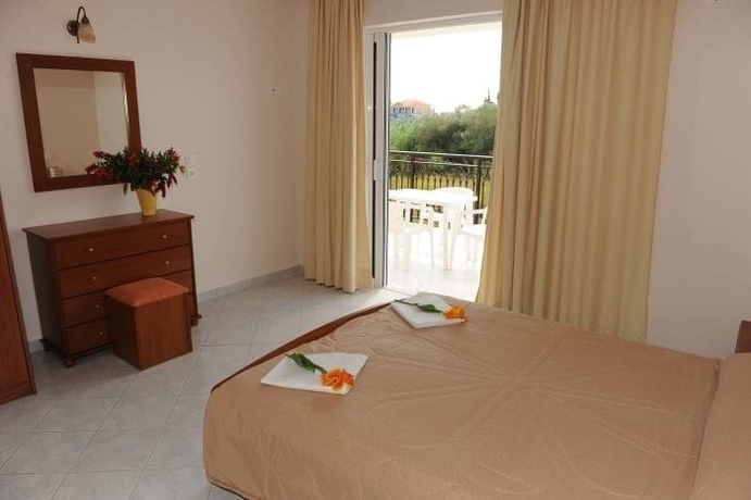 Imagen de la habitación del Hotel Jenny, Zante. Foto 2