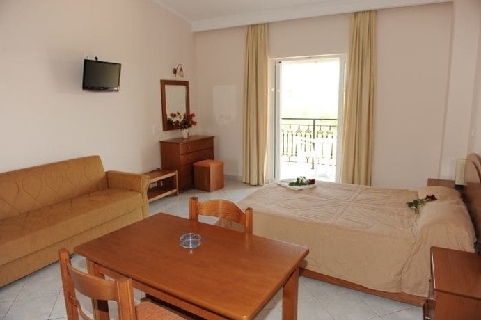 Imagen de los interiores del Hotel Jenny, Zante. Foto 16