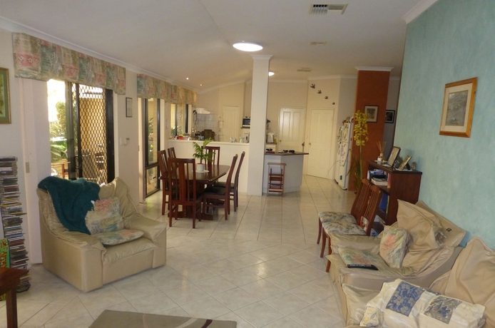 Imagen del bar/restaurante del Hotel Jennys Retreat Bandb. Foto 6