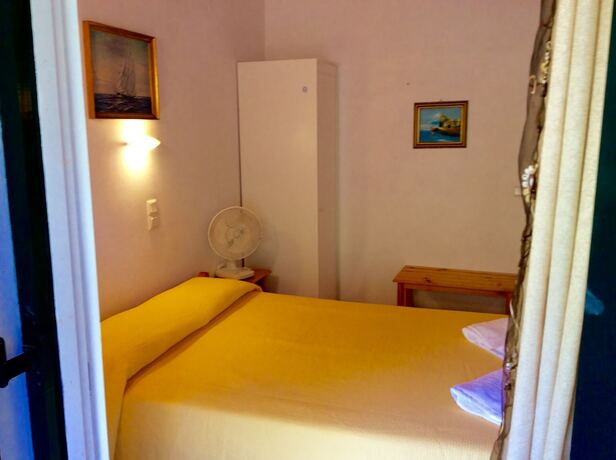 Imagen de la habitación del Hotel Jenny\'s Studios. Foto 16