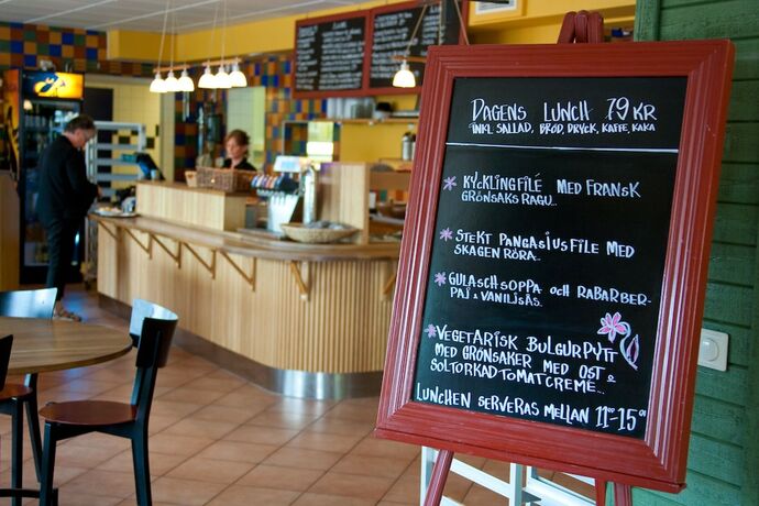 Imagen del bar/restaurante del Hotel Jennys l Och Restaurang. Foto 11