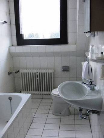 Imagen de la habitación del Hotel Jeong. Foto 7