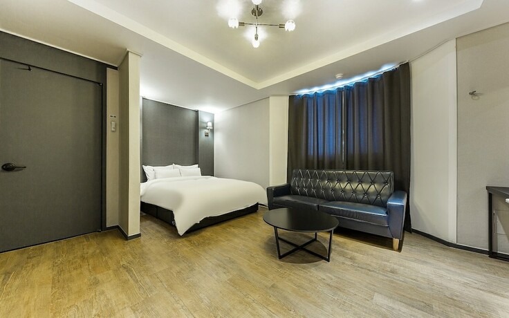 Imagen general del Hotel Jeongju Ochang Bom. Foto 2