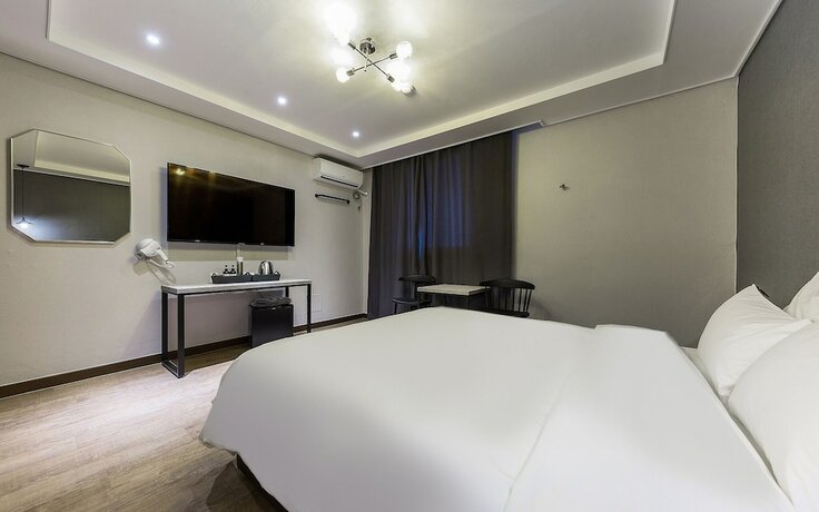 Imagen general del Hotel Jeongju Ochang Bom. Foto 6