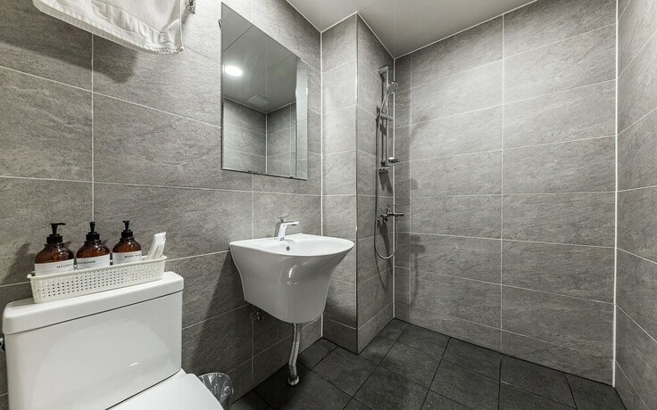 Imagen de la habitación del Hotel Jeongju Ochang Bom. Foto 12