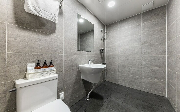 Imagen de la habitación del Hotel Jeongju Ochang Bom. Foto 13