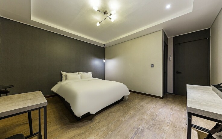 Imagen de la habitación del Hotel Jeongju Ochang Bom. Foto 14