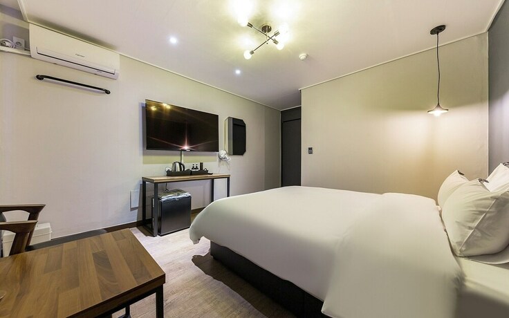 Imagen de la habitación del Hotel Jeongju Ochang Bom. Foto 24