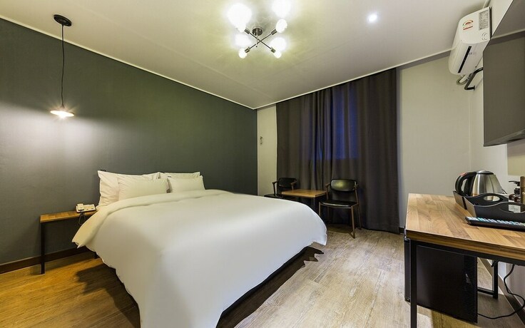 Imagen de la habitación del Hotel Jeongju Ochang Bom. Foto 28