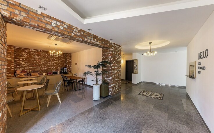 Imagen de los interiores del Hotel Jeongju Ochang Bom. Foto 36