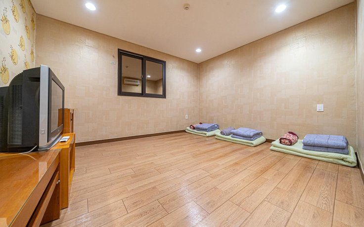 Imagen de la habitación del Hotel Jeongseon Ace. Foto 9