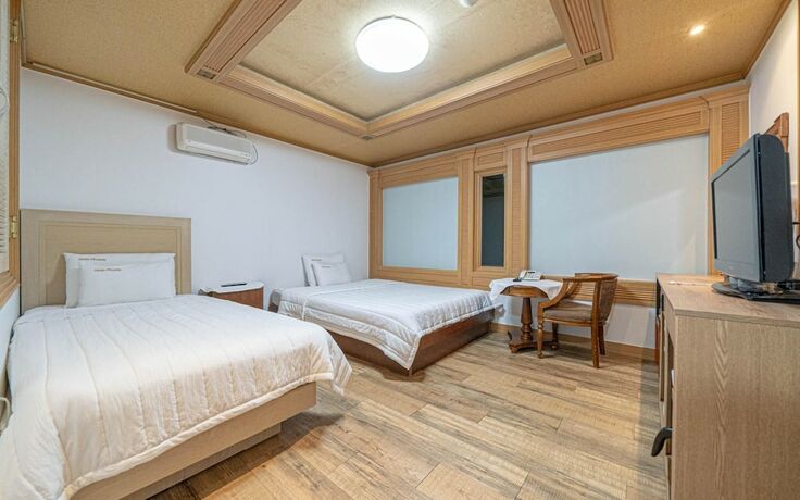 Imagen de la habitación del Hotel Jeongseon Phoenix. Foto 13
