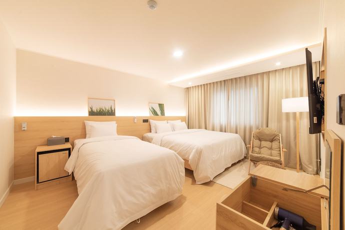 Imagen de la habitación del Hotel Jeongseong. Foto 11