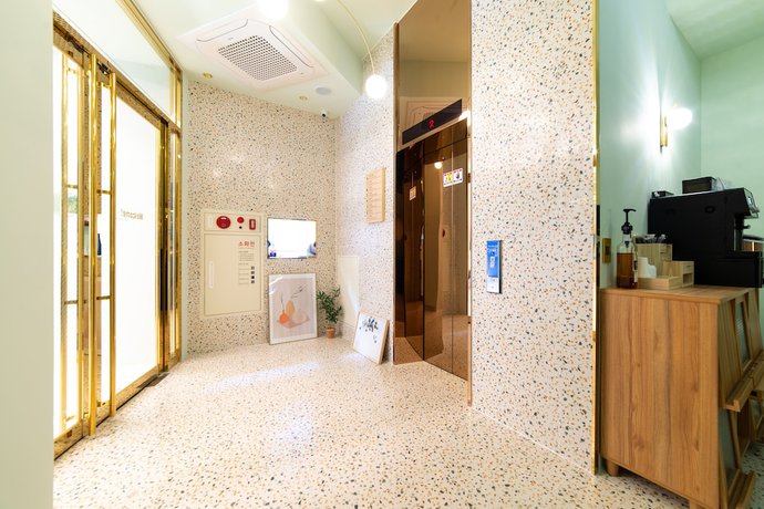 Imagen de los interiores del Hotel Jeongseong. Foto 20