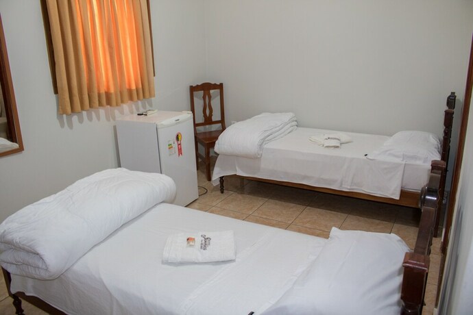 Imagen de la habitación del Hotel Jeremias. Foto 25