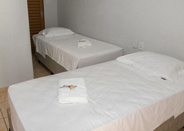 Imagen de la habitación del Hotel Jeremias. Foto 36
