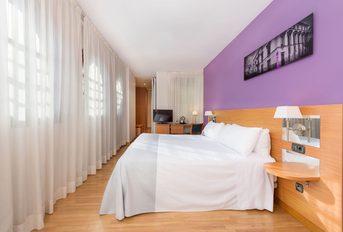 Imagen de la habitación del Hotel Jerez Centro. Foto 6