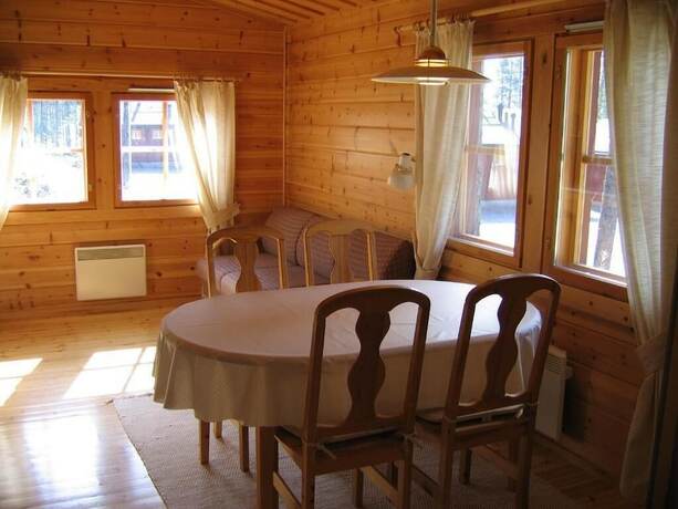 Imagen general del Hotel Jeris And Cabins. Foto 7