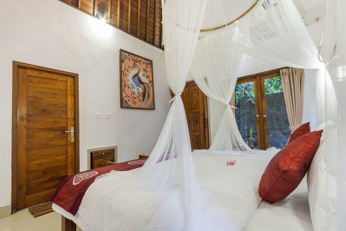 Imagen de la habitación del Hotel Jero Sebali Villa. Foto 21