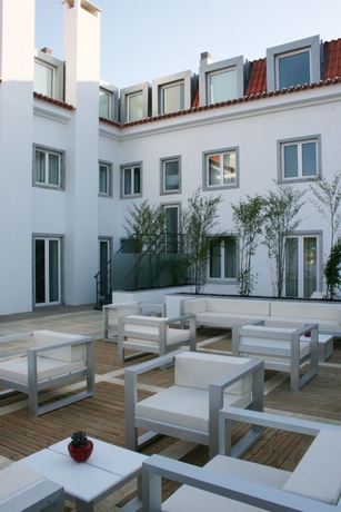 Imagen de los exteriores del Hotel Jerónimos 8. Foto 3