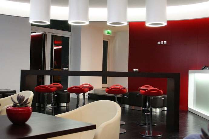 Imagen de los interiores del Hotel Jerónimos 8. Foto 6