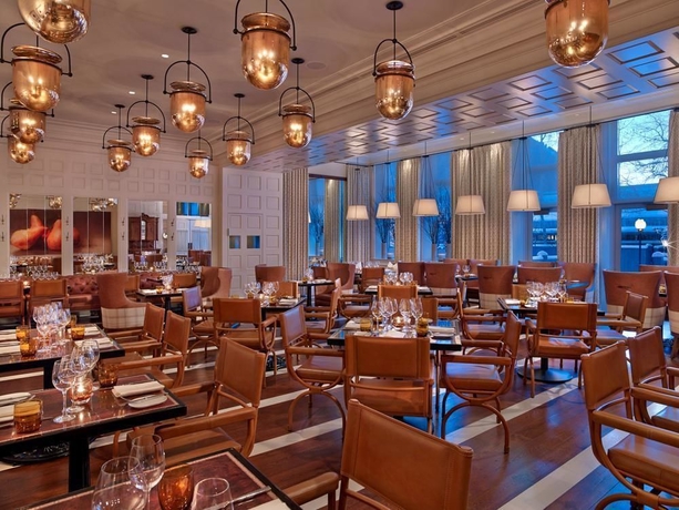 Imagen del bar/restaurante del Hotel Jerome, Auberge Resorts Collection. Foto 3