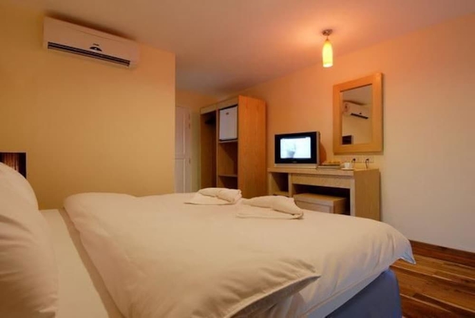 Imagen de la habitación del Hotel Jerung. Foto 11