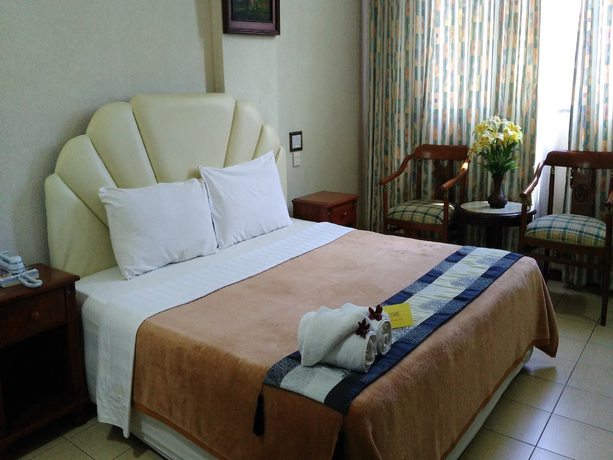Imagen de la habitación del Hotel Jeruton. Foto 19