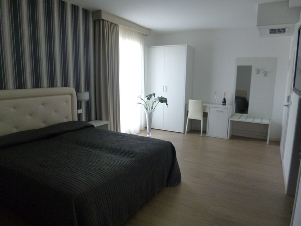 Imagen de la habitación del Hotel Jesulum. Foto 2