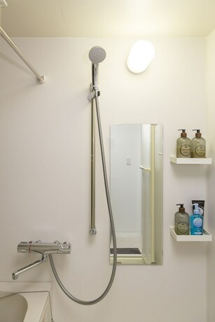 Imagen de la habitación del Hotel Jesus Square Nippombashi. Foto 20