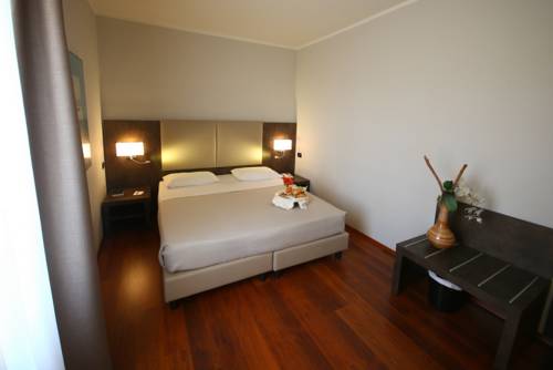 Imagen de la habitación del Hotel Jet, Aeropuerto de Tur&iacute;n-Caselle. Foto 7