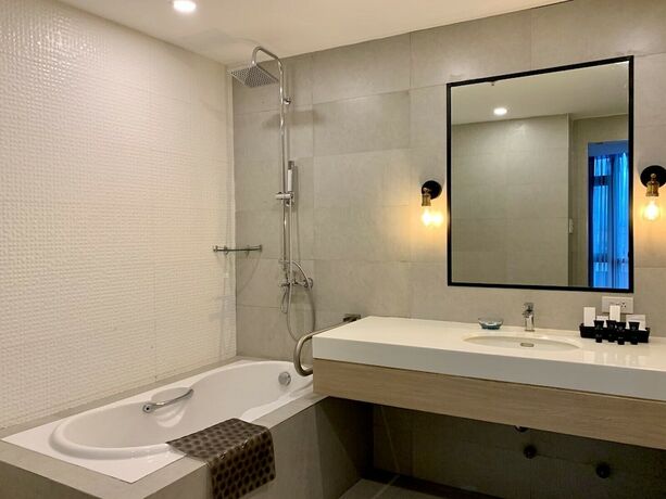 Imagen general del Hotel Jet, Lipa. Foto 2
