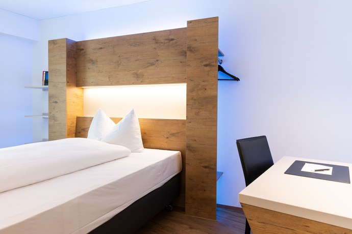 Imagen de la habitación del Hotel Jet Zurich Airport. Foto 10