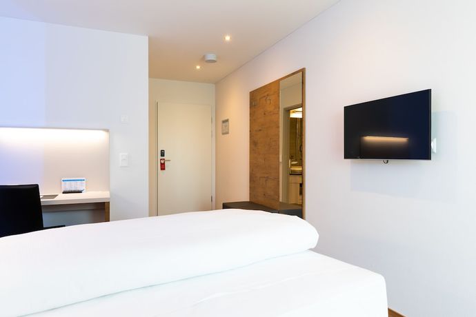 Imagen de la habitación del Hotel Jet Zurich Airport. Foto 15