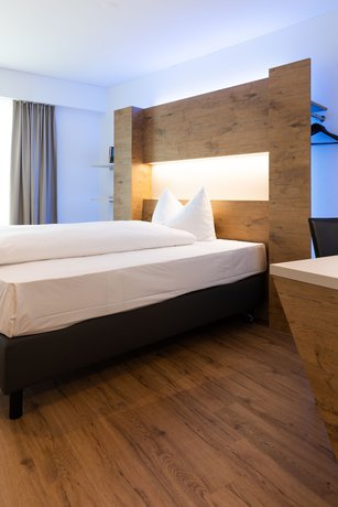 Imagen de la habitación del Hotel Jet Zurich Airport. Foto 16