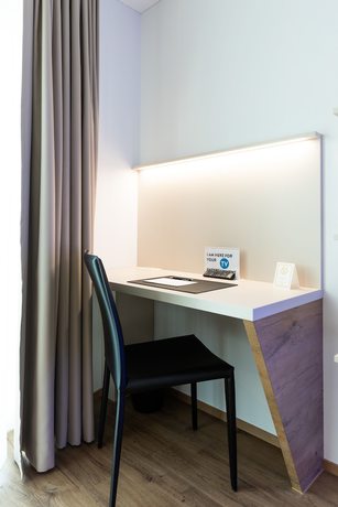 Imagen de la habitación del Hotel Jet Zurich Airport. Foto 17