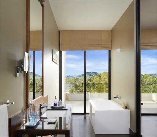 Imagen de la habitación del Hotel Jetwing Lake. Foto 10